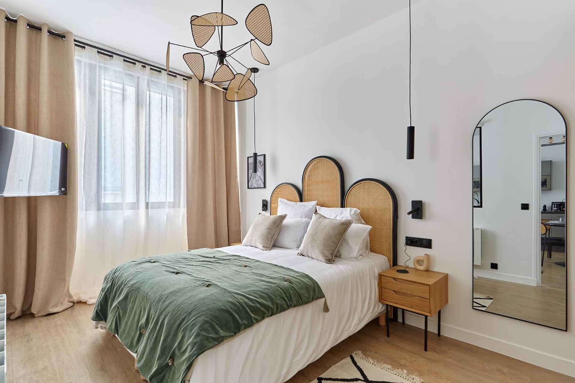 Apartment Center Of Paris Bastille By Studioprestige Экстерьер фото
